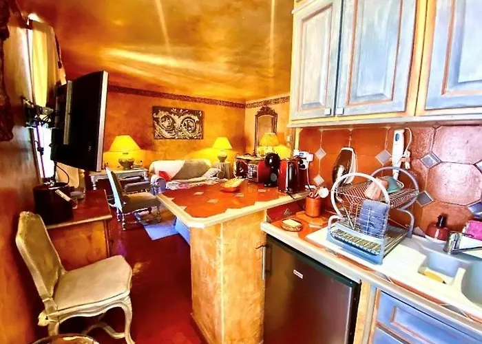 De Luxe Au Coeur De Сен-Тропе