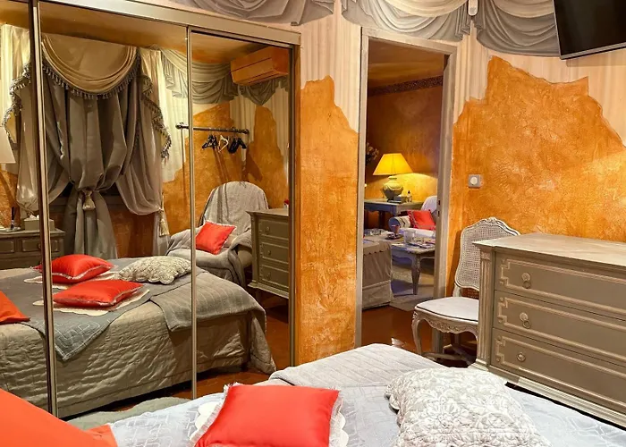 De Luxe Au Coeur De * Saint-Tropez